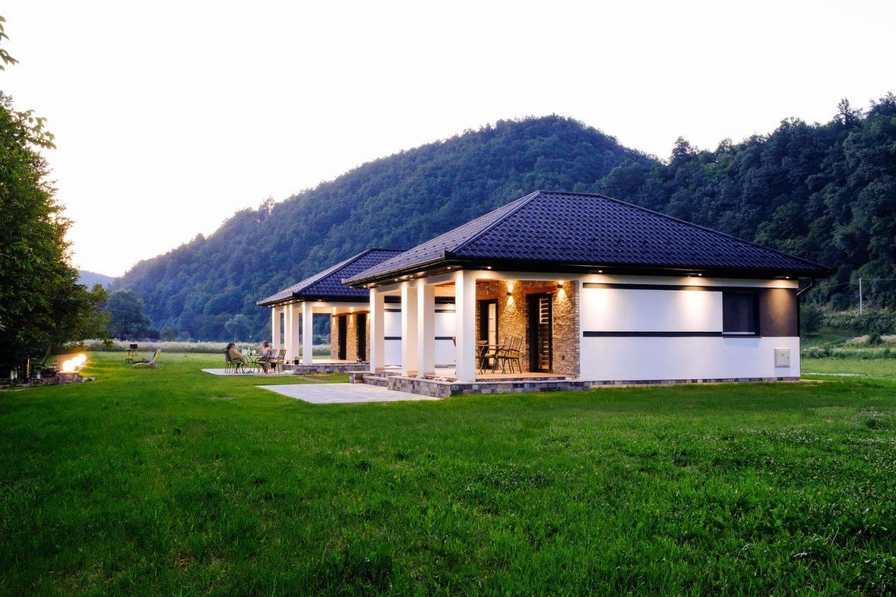 Holiday Home Green Coast Bosanska Krupa Eksteriør billede